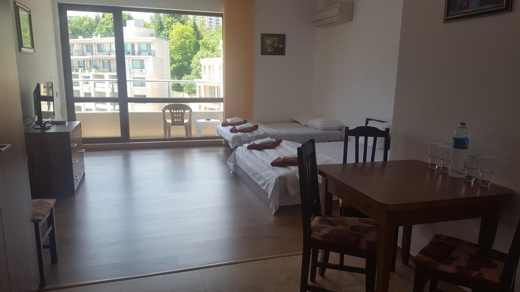 Apartments In Princess Residence Balchik Exterior photo