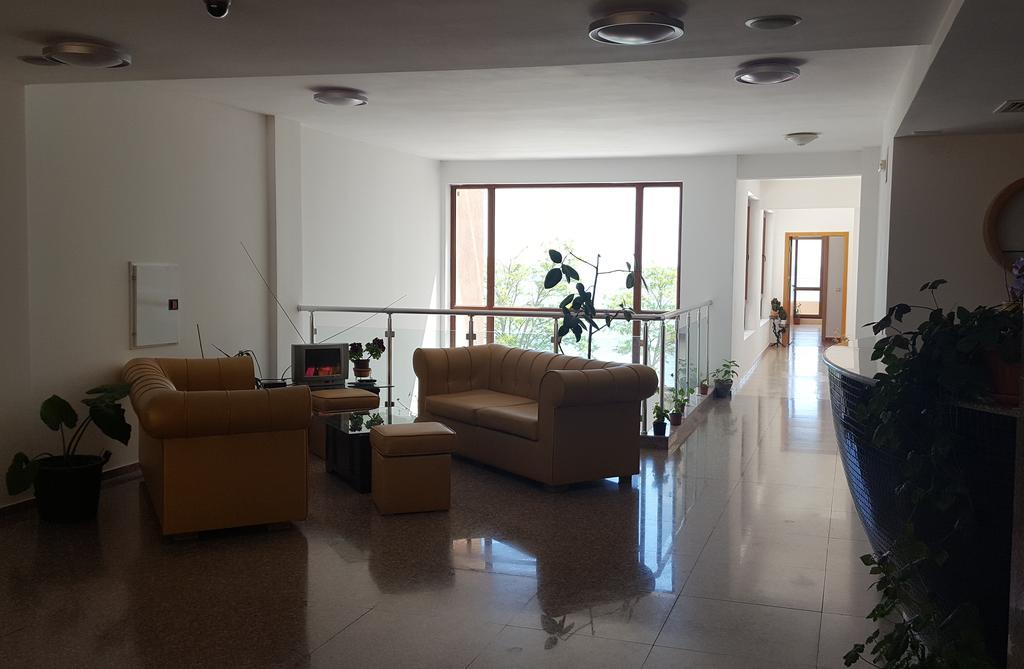 Apartments In Princess Residence Balchik Exterior photo